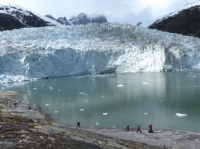Wandern am Pia-Gletscher 