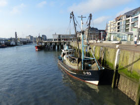 Eines der letzten Fischerboote in Oostende