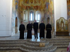 Chor der Mönche in Suzdal